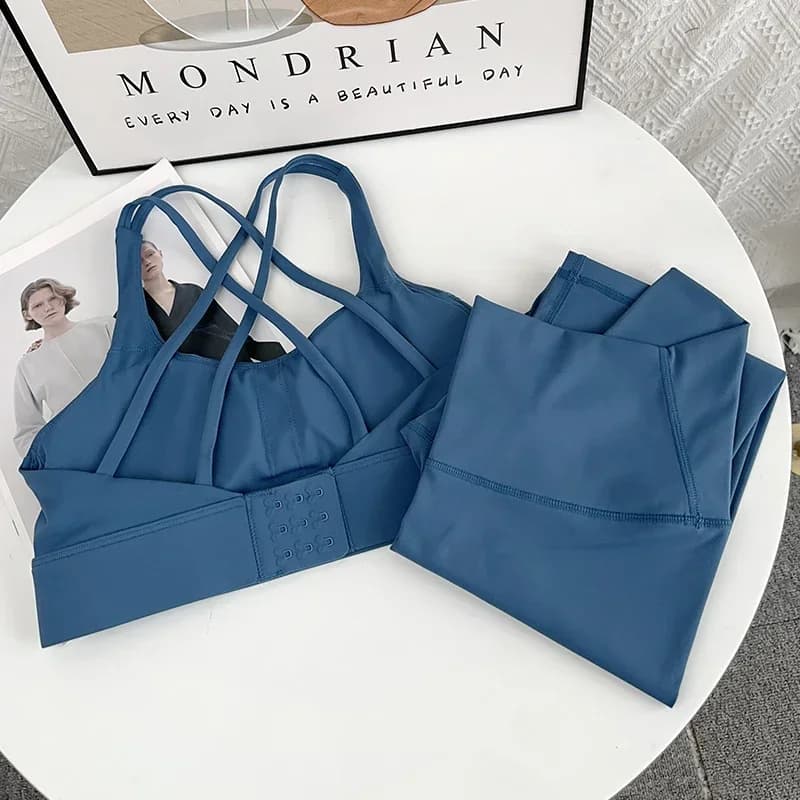 High-End Buckle Yoga Set – Seksowny Zestaw Sportowy Bra + Hip-Lift Legginsy